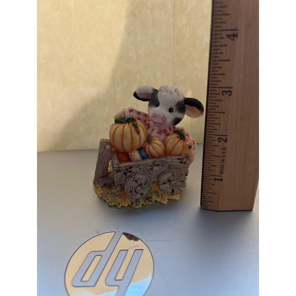 Vintage 1995 Mary's Moo Moos I'm Your Little Pumpkin Enesco Cow Figurine 142859